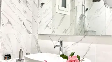 Bruskos Hotel & Suites
