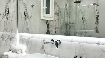 Bruskos Hotel & Suites