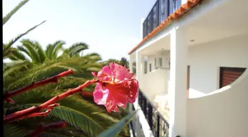 Bruskos Hotel & Suites