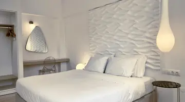Bruskos Hotel & Suites