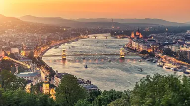 Budapeszt i Tokaj - w krainie wina, czardasza i gorących źródeł - dla wygodnych