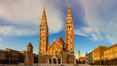 Budapeszt i zamki Siedmiogrodu - zwiedzanie Węgier i Rumunii