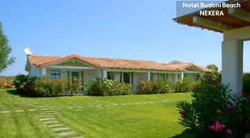 BUDONI BEACH HOTEL