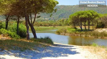 BUDONI BEACH HOTEL