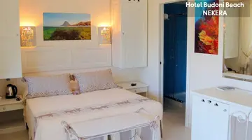 BUDONI BEACH HOTEL