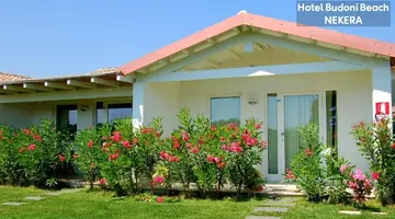BUDONI BEACH HOTEL
