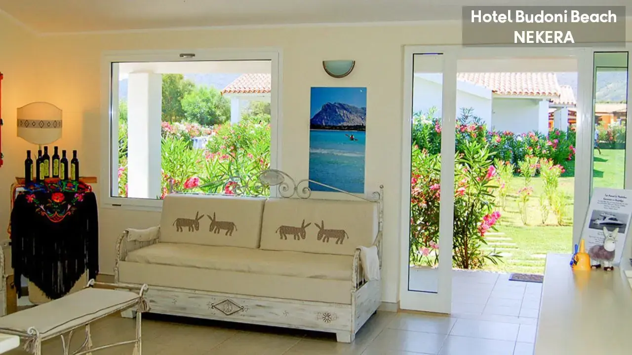 BUDONI BEACH HOTEL