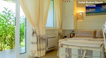 BUDONI BEACH HOTEL