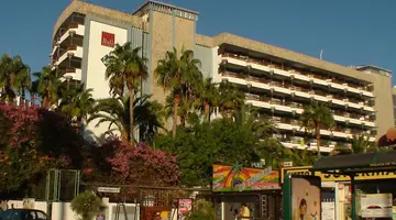 Bull Escorial &amp Spa