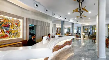 Bull Escorial & Spa