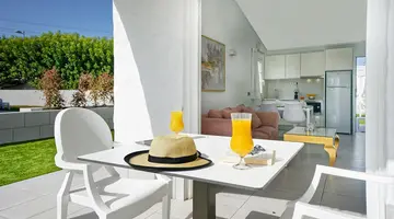 Bungalows Adonis