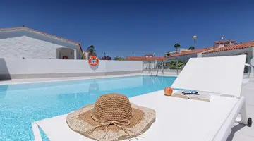 Bungalows Adonis