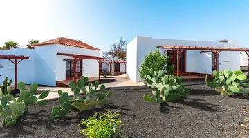 Bungalows Castillo Club Lake