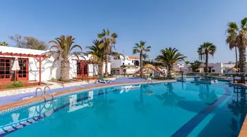 Bungalows Castillo Club Lake