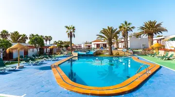 Bungalows Castillo Club Lake