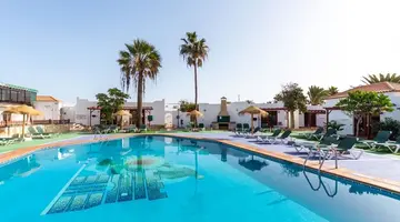 Bungalows Castillo Club Lake