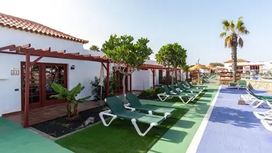 Bungalows Castillo Club Lake