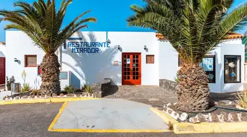 Bungalows Castillo Club Lake