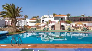 Bungalows Castillo Club Lake