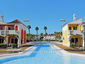 Bungalows Cordial Green Golf