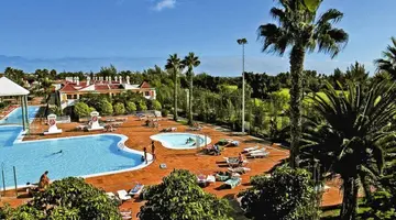 Bungalows Cordial Green Golf