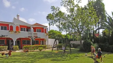 Bungalows Cordial Green Golf