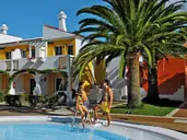 Bungalows Cordial Green Golf