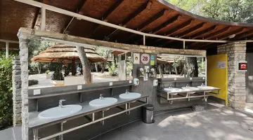 Bungalows Pine Beach Pakostane