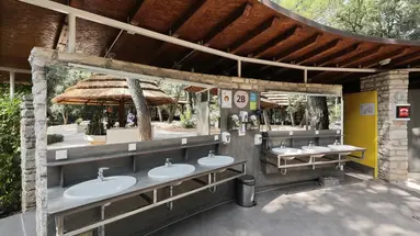 Bungalows Pine Beach Pakostane