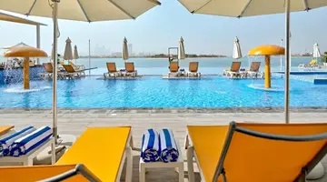 C Central Hotel & Resort The Palm