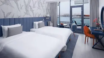 C Central Hotel & Resort The Palm