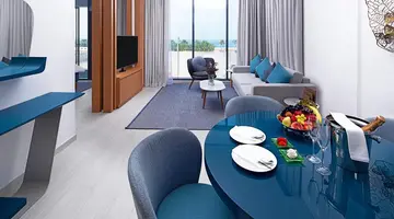 C Central Resort The Palm