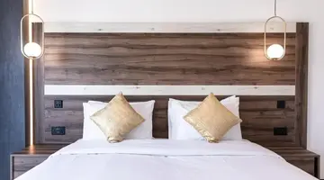 CA Sand Dune Hotel