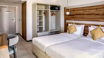 CA Sand Dune Hotel