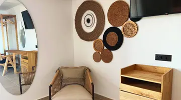 Cabana Blu Hotel & Suites
