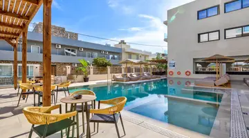 Cabana Blu Hotel & Suites