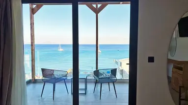 Cabana Blu Hotel & Suites