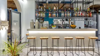 Cabana Blu Hotel & Suites