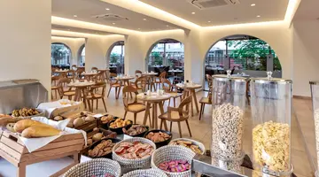 Cabana Blu Hotel & Suites