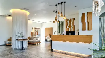 Cabana Blu Hotel & Suites