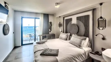 Cabana Blu Hotel & Suites