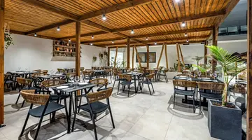 Cabana White Boutique Hotel