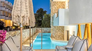Cabana White Boutique Hotel