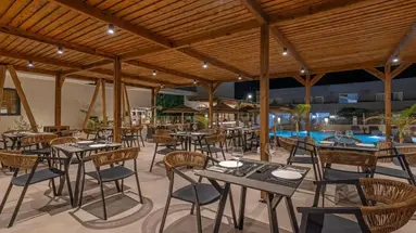 Cabana White Boutique Hotel