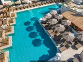 Cabana White Boutique Hotel