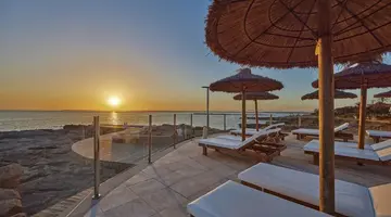 Cabo Blanco Universal