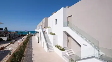 Cactus Bay Hotel