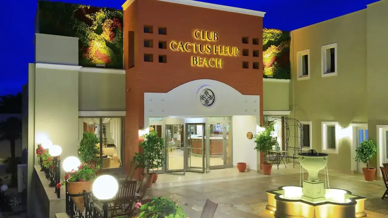 Cactus Fleur Bay Resort