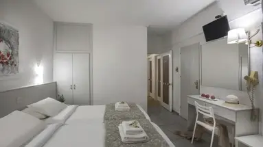 Cactus Hotel