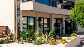 Cactus Hotel